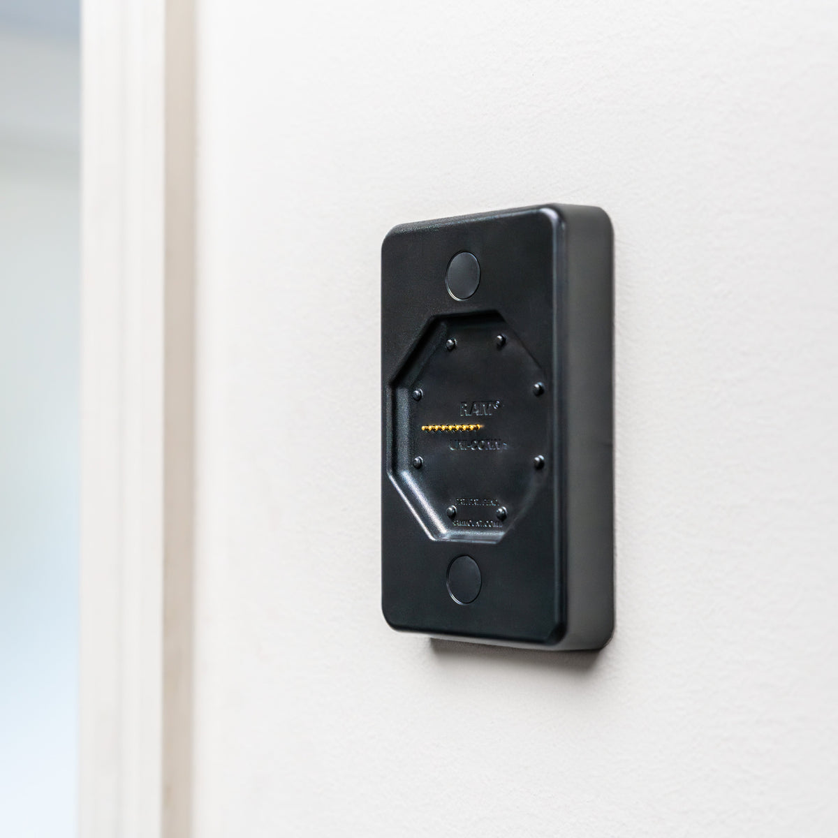 RAM Mounts GDS Uni-Conn low-profile wall dock with PoE for IntelliSkin tablets – further product photo